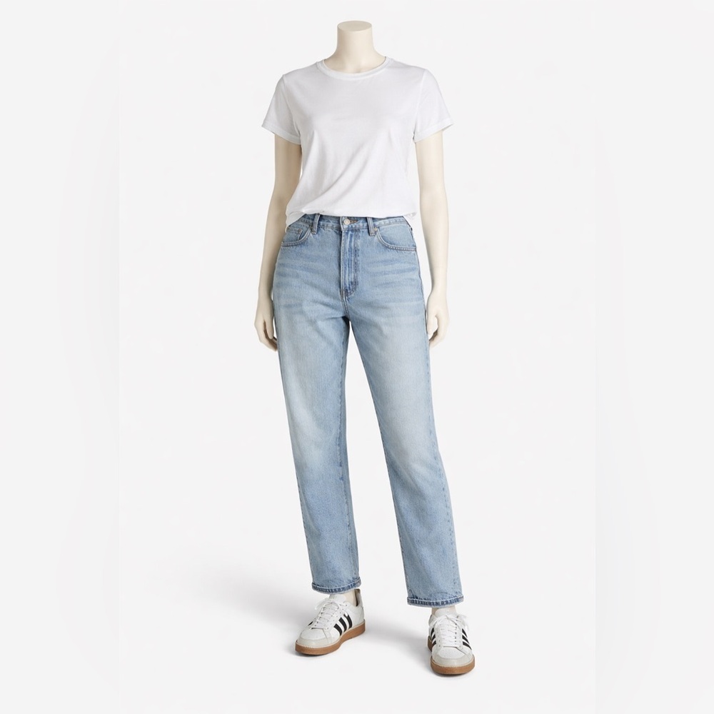 Old Navy Light Blue Straight Leg Women's Jeans